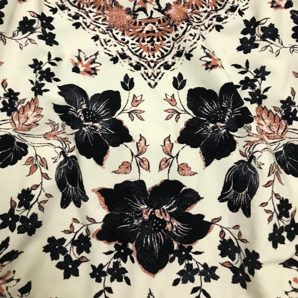 NWT Billabong Dream Song One piece floral - Picture 7 of 8